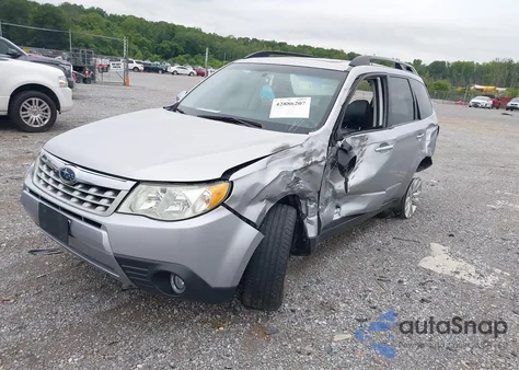 2012 Subaru Forester 2.5X Limited z USA, uszkodzony, nr VIN JF2SHAEC4CH464703
